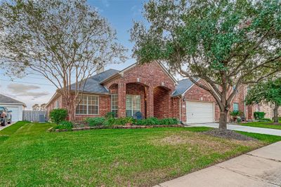 19115 W Sawtooth Canyon Dr, House other with 4 bedrooms, 2 bathrooms and null parking in Tomball TX | Image 2