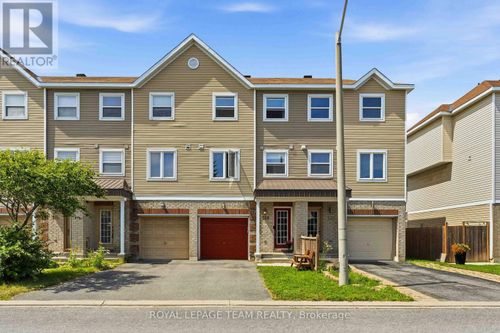 358 Moffatt Pond Court, Ottawa, ON, K2J0C7 | Card Image