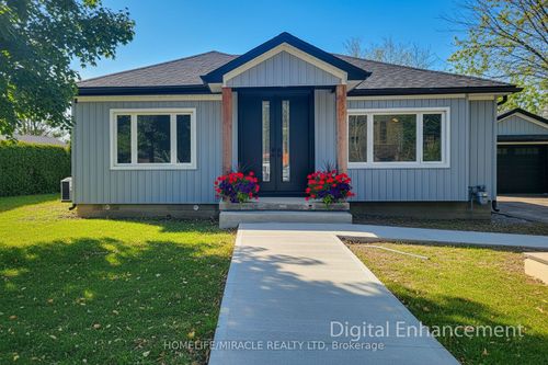 355 Ridge Rd W, Grimsby, ON, L3M4E7 | Card Image