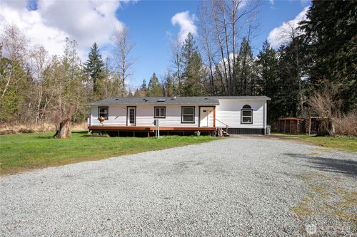 19667 Silver Creek Dr, Sedro Woolley, WA, 98284-8846 | Card Image