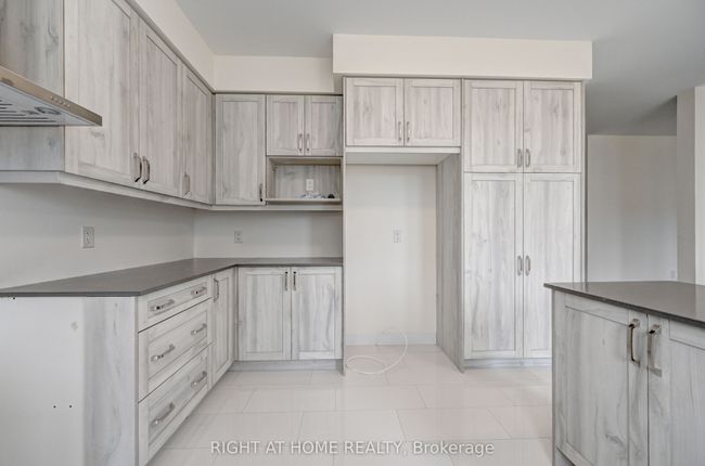 409 Adelaide St, House other with 4 bedrooms, 4 bathrooms and 6 parking in Arthur ON | Image 8