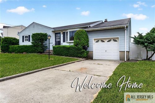 10 5th St, South River, NJ, 08882-2419 | Card Image