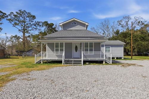 1703 State St, Jennings, LA, 70546-3740 | Card Image