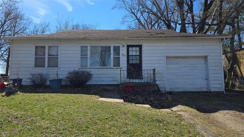 224 E Polk St, Chillicothe, MO, 64601-2409 | Card Image