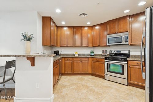 4267-5350 E Deer Valley Dr, Phoenix, AZ, 85054-4126 | Card Image