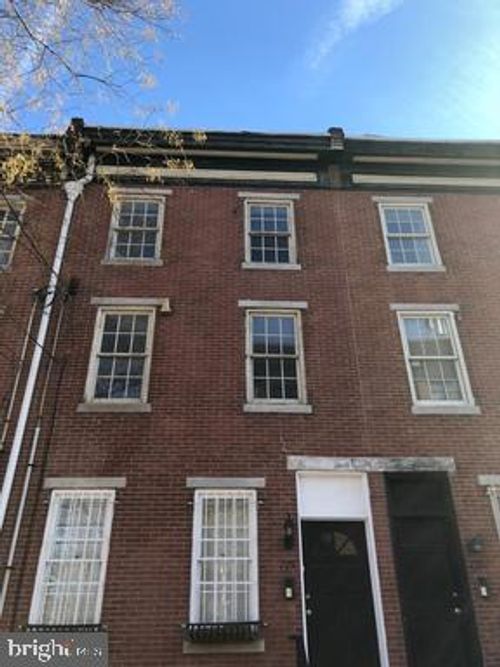 b-725 S 17th St, PHILADELPHIA, PA, 19146-2015 | Card Image