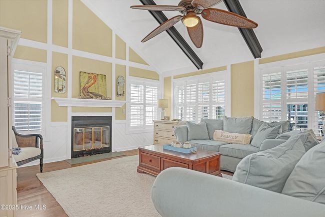24 Pender St, House other with 5 bedrooms, 5 bathrooms and 1 parking in Ocean Isle Beach NC | Image 10