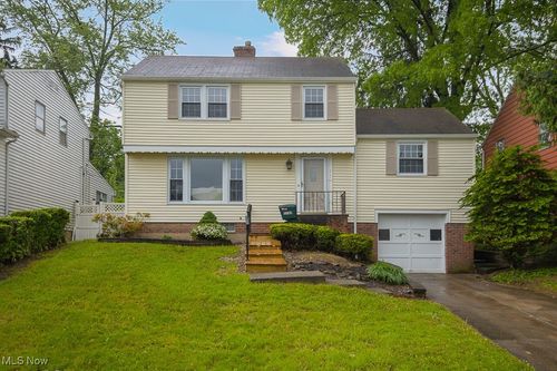 3762 Covington Rd, South Euclid, OH, 44121-1902 | Card Image