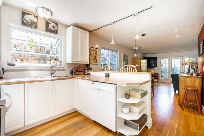 198 66 St, House other with 3 bedrooms, 1 bathrooms and 4 parking in Delta BC | Image 10