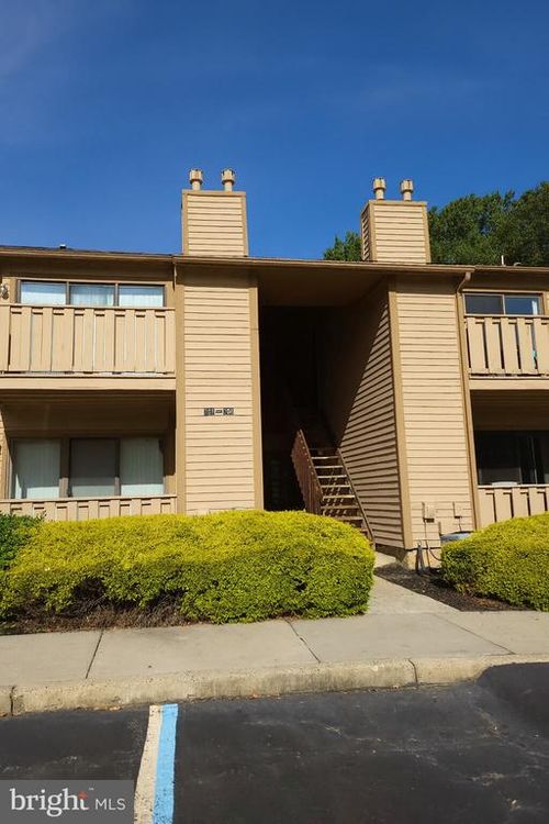 708 Woodhollow Dr, MARLTON, NJ, 08053-1047 | Card Image