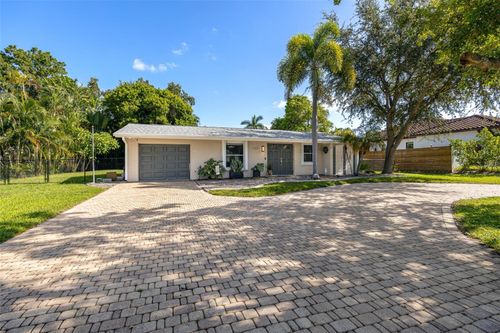 1223 Biltmore Dr, FORT MYERS, FL, 33901-8707 | Card Image