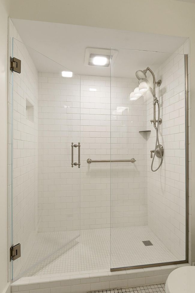 Tiled Surround 3/4 Bath | Image 14