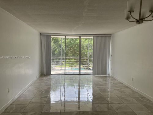 b316-1601 Ne 191st St, Miami, FL, 33179-4104 | Card Image