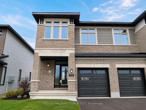 912 Brian Good Ave, Ottawa, ON, K4M0N7 | Card Image