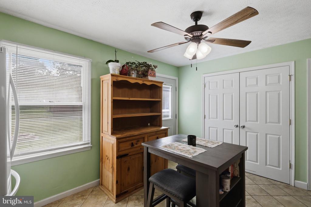 Residential in STEPHENS CITY 4