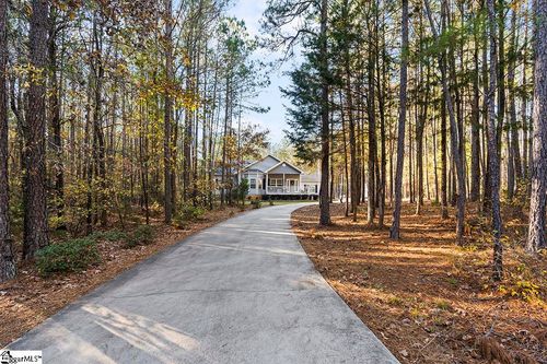 122 Blackberry Patch Road, Greenwood, SC, 29646 | Card Image