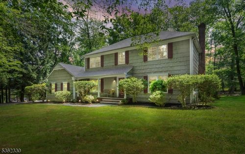 18 Wilderness Trl, Warren, NJ, 07059-5514 | Card Image