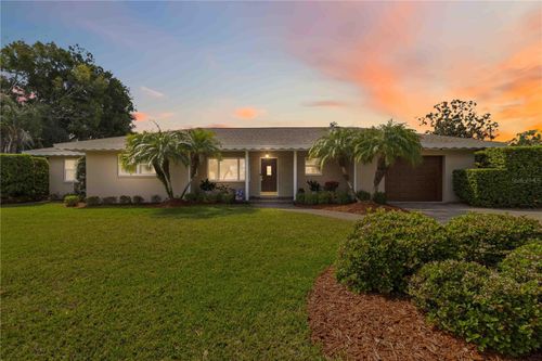 2068 Sunnyside Ln, Sarasota, FL, 34239-4636 | Card Image