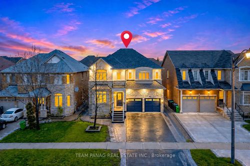 19 Valleycreek Dr, Brampton, ON, L6P2B7 | Card Image