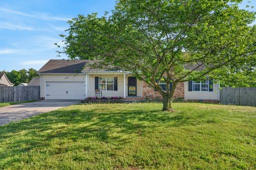 327 White Birch, Clarksville, TN, 37042-6183 | Card Image