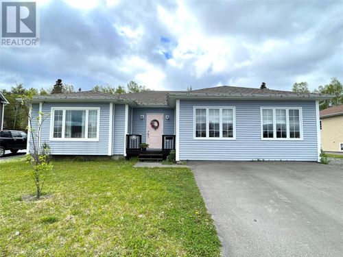 65 Harmsworth Dr, Grand Falls-Windsor, NL, A2A2Y7 | Card Image