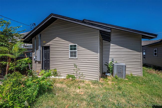 1015 E Main St, House other with 3 bedrooms, 2 bathrooms and null parking in Shawnee OK | Image 29