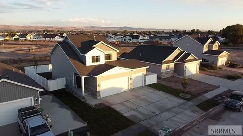 4680 Memory Ln, Idaho Falls, ID, 83401-1525 | Card Image