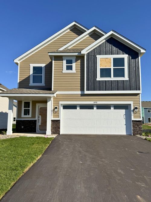 10701 Hemingway Ave S, Cottage Grove, MN, 55016-4304 | Card Image