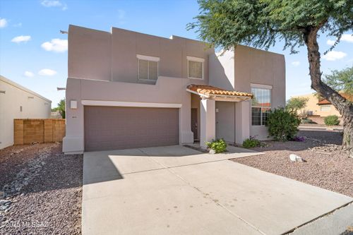 10211 N Fox Hunt Ln, Tucson, AZ, 85737-6932 | Card Image