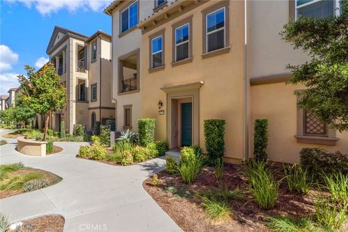 8234 Traveller St, Chino, CA, 91708-9455 | Card Image