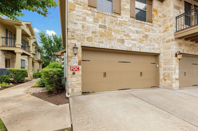Garage with driveway | Image 5