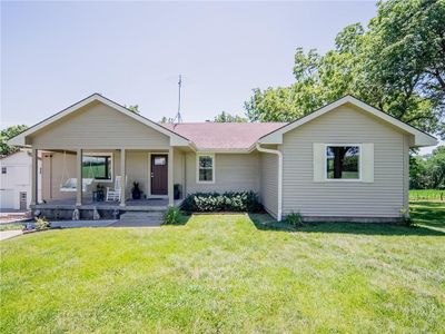 815 Nw Clinton County Line Road, House other with 4 bedrooms, 3 bathrooms and null parking in Smithville MO | Image 2