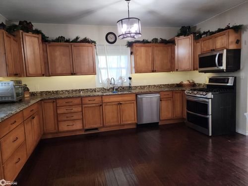 1246 165th St, Corydon, IA, 50060-8816 | Card Image