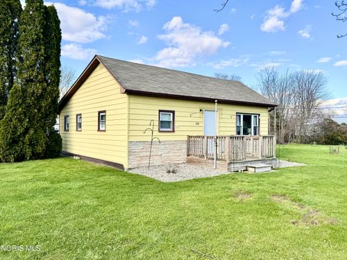 600 Perry St, Hicksville, OH, 43526-1427 | Card Image