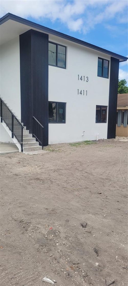 1411 Nw 40th St, Miami, FL, 33142-4839 | Card Image