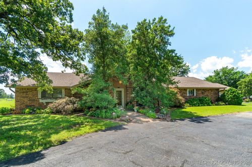 1605 N Skinner Ave, Drumright, OK, 74030-5896 | Card Image