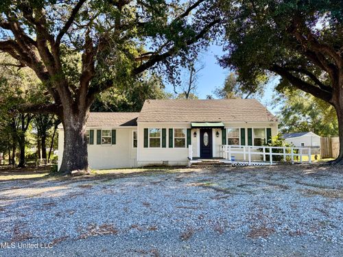 221 Sgt Prentiss Dr, Natchez, MS, 39120-4120 | Card Image