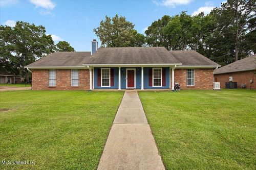 313 Brookwoods Dr, Ridgeland, MS, 39157-2030 | Card Image