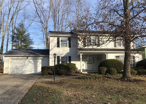 33403 Cromwell Dr, Solon, OH, 44139-4813 | Card Image