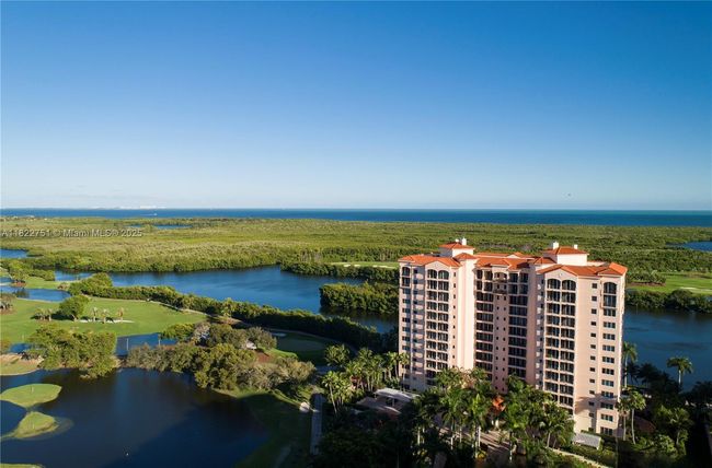 APT-101 - 13611 Deering Bay Dr, Condo with 3 bedrooms, 4 bathrooms and null parking in Coral Gables FL | Image 22