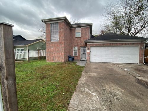 5330 Longmeadow St, Houston, TX, 77033-2748 | Card Image