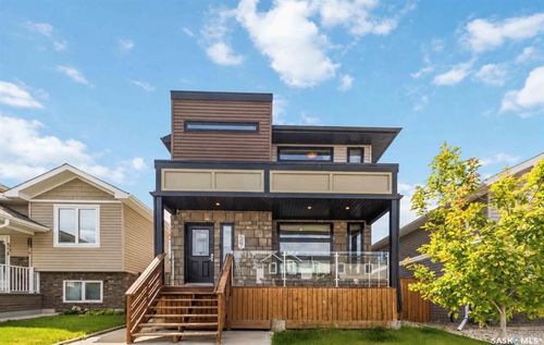 527 Kloppenburg Cres, Saskatoon, SK, S7W0P1 | Card Image