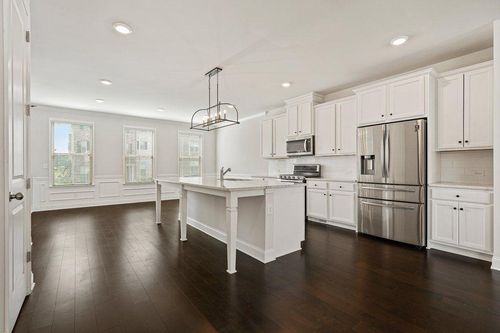 4240 Hickory Pine Aly, Doraville, GA, 30360-2507 | Card Image