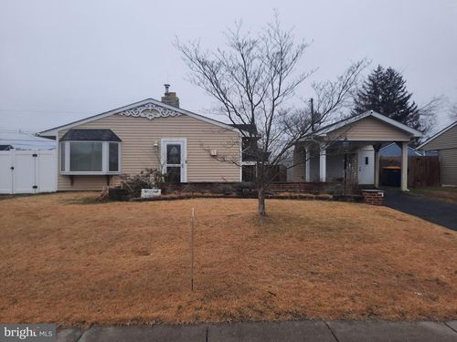 33 Laurel Ln, LEVITTOWN, PA, 19054-3919 | Card Image