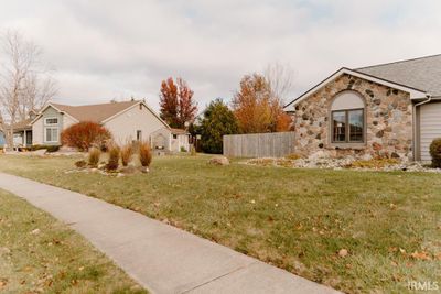 10820 River Rapids Run, House other with 3 bedrooms, 2 bathrooms and null parking in Fort Wayne IN | Image 3