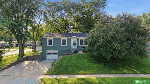 7416 Frederick Ave, La Vista, NE, 68128-2607 | Card Image