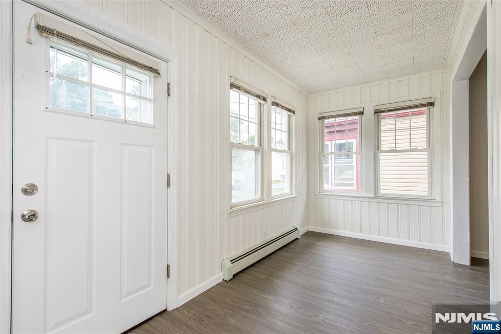 Residential Lease in North Caldwell 4