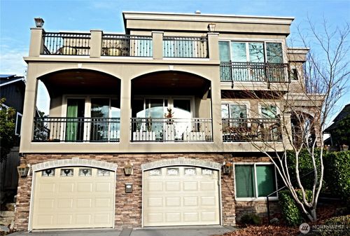 310 8th Avenue W, Kirkland, WA, 98033 | Card Image