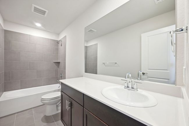 Photo is not of the actual home, but is an inspirational photo of builder’s model home and may depict options, furnishings, and/or decorator features that are not included. | Image 34