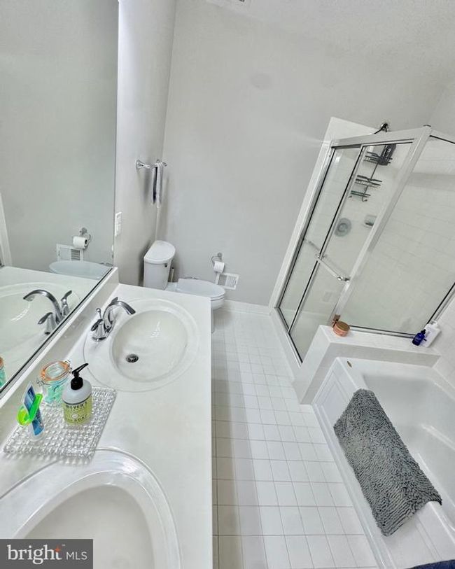 19251 Harlow Sq, Townhouse with 3 bedrooms, 3 bathrooms and null parking in Lansdowne VA | Image 15